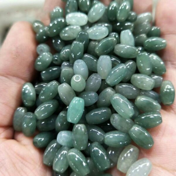 50 pcs 8 - 11 mm high quality natural oily green Burmese jadeite rice shape bead - Image 5