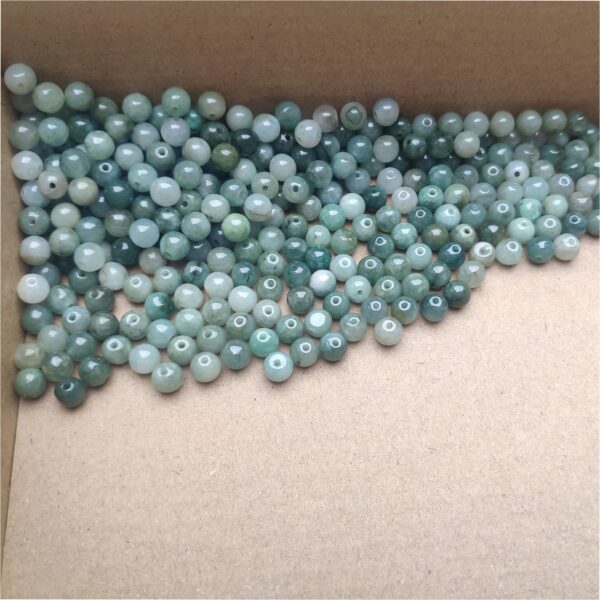 50 pcs 6 - 13 mm natural round jadeite bead oily green Burmese jade bead - Image 5