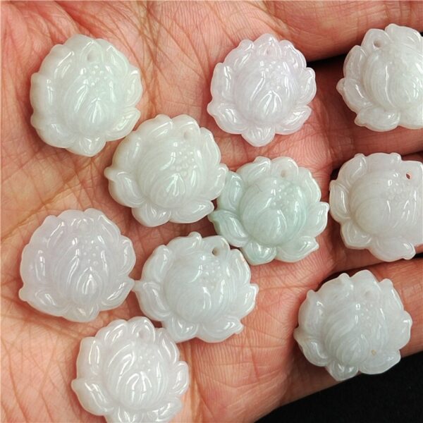 2 pcs / 4 pcs 20 - 27 mm high quality natural Burmese jadeite lotus flower pendant bead - Image 7