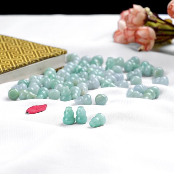 5 pcs / 10 pcs 15 mm high quality natural Burmese jadeite gourd shape bead - Image 3
