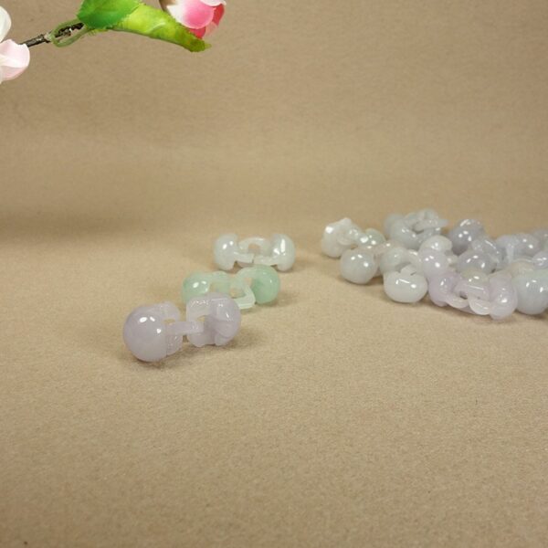 2 pcs / 5 psc 20 mm high quality natural Burmese jadeite double locks shape bead - Image 6