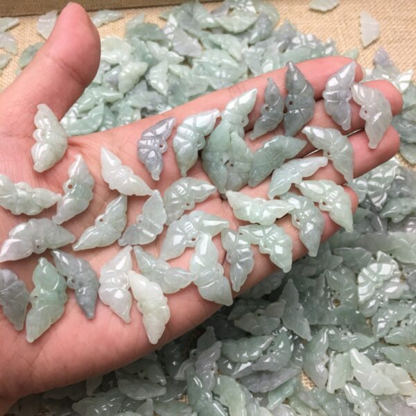 10 pcs / 20 pcs 30 mm high quality natural Burmese jadeite butterfly shape bead jade bead - Image 3