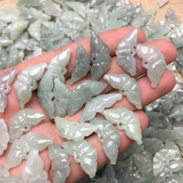 10 pcs / 20 pcs 30 mm high quality natural Burmese jadeite butterfly shape bead jade bead - Image 4