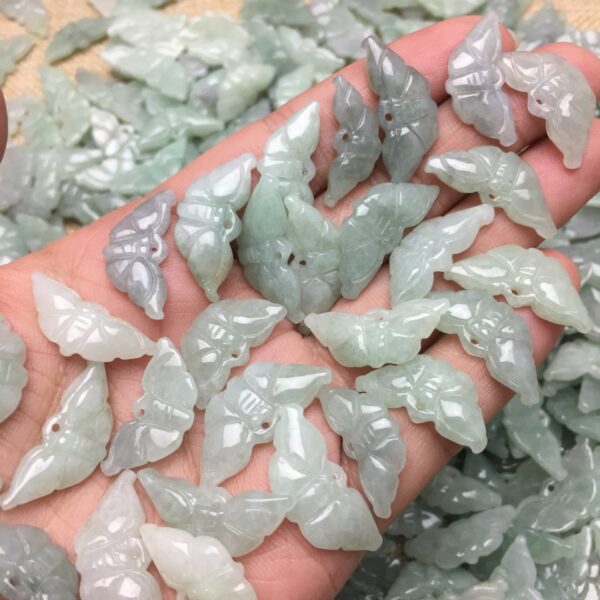 10 pcs / 20 pcs 30 mm high quality natural Burmese jadeite butterfly shape bead jade bead