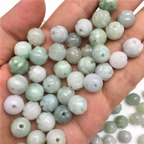 20 pcs / 50 pcs 10 - 13 mm High quality natural Burmese jadeite rose flower shape bead
