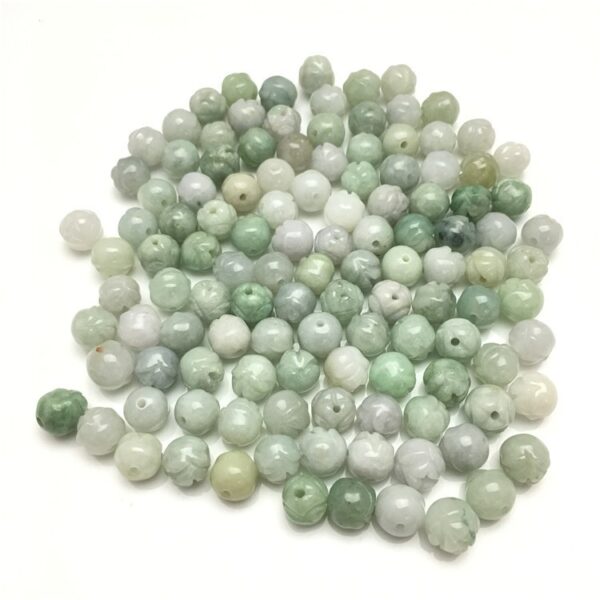 20 pcs / 50 pcs 10 - 13 mm High quality natural Burmese jadeite rose flower shape bead - Image 2