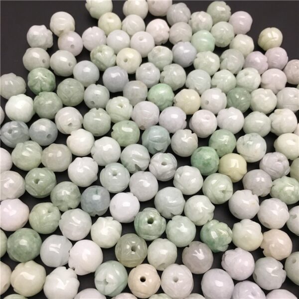 20 pcs / 50 pcs 10 - 13 mm High quality natural Burmese jadeite rose flower shape bead - Image 4