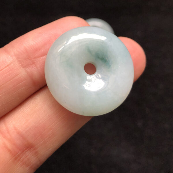 1 pcs / 2 pcs 28 mm high quality Genuine natural Burmese jadeite ring shape bead - Image 3