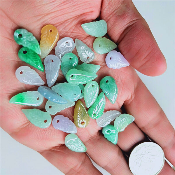 10 pcs / 20 pcs 16 mm high quality Genuine natural colorful Burmese jadeite leaf shape bead - Image 3