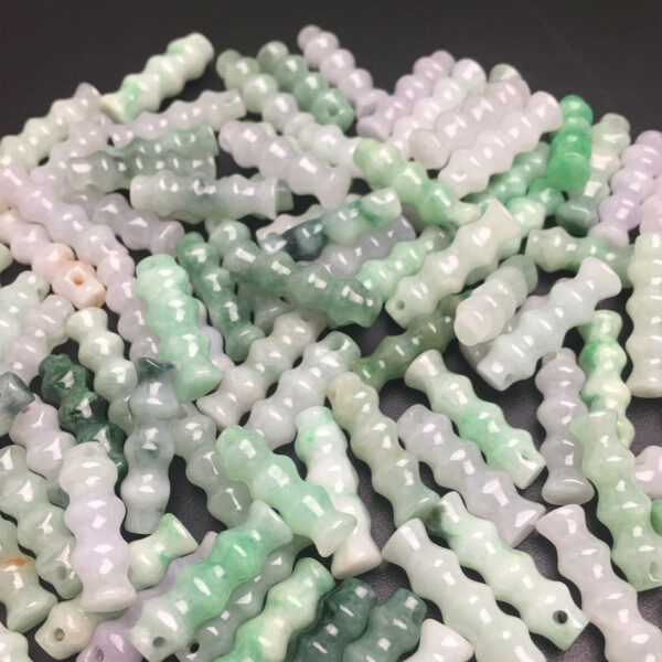 10 pcs / 20 pcs 20 mm genuine natural jadeite bamboo shape pendant bead - Image 3