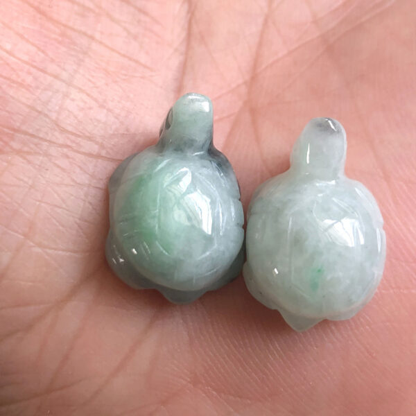 5 pcs / 10 pcs 16 mm genuine natural jadeite turtle shape pendant bead - Image 3