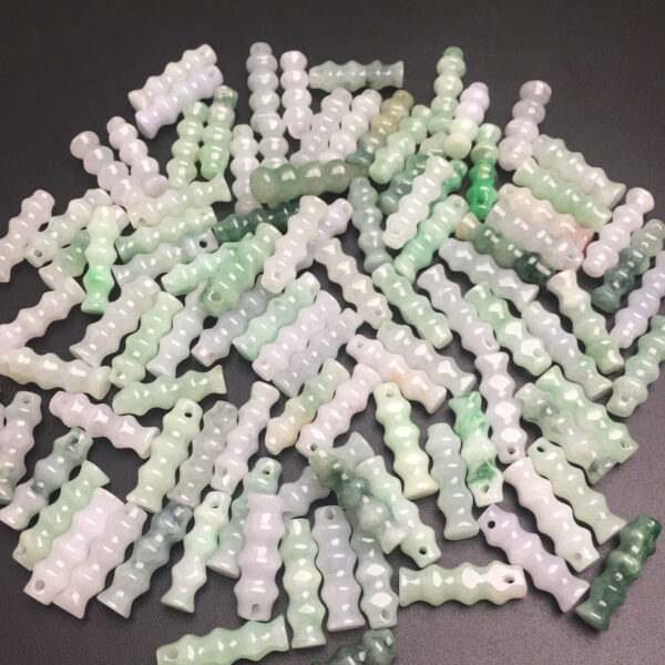 10 pcs / 20 pcs 20 mm genuine natural jadeite bamboo shape pendant bead - Image 5