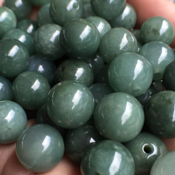 ice oily green round jade bead natural jadeite bead - Image 4