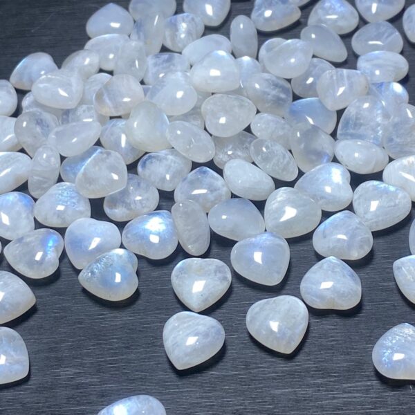 nice heart shape blue light Moonstone bead - Image 4