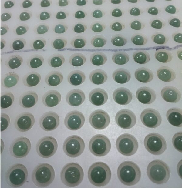 oily green round jade bead natural jadeite bead - Image 2