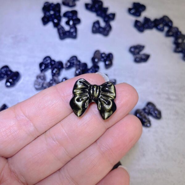 nice bow-knot shape obsidian bead - Image 3
