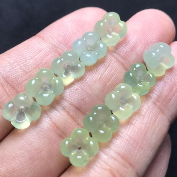 5 pcs / 10 pcs four petals flower shape natural serpentine jade bead