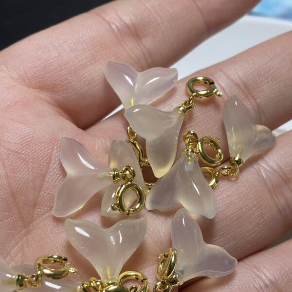 5 pcs / 10 pcs fish tail shape natural white agate charm, agate bead - Image 2