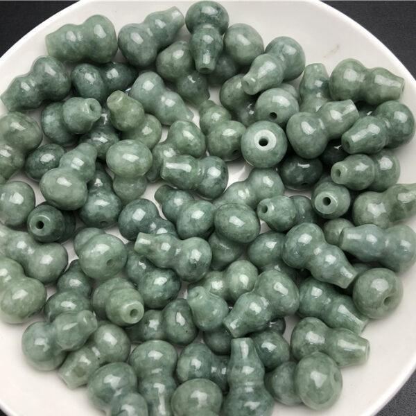 20 pcs / 50 pcs gourd shape genuine natural oily green jadeite bead, jade bead - Image 2