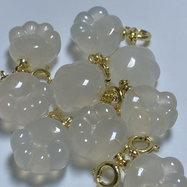 cute cat claw shape natural white agate charm, agate bead - Image 3