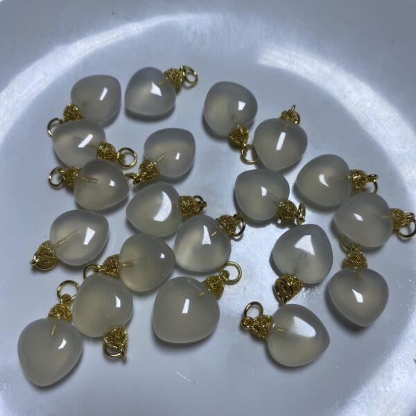 5 pcs / 10 pcs heart shape natural white agate charm, agate bead - Image 4