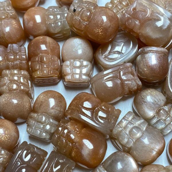 2 pcs / 5 pcs pixiu animal shape natural goldstone bead - Image 7
