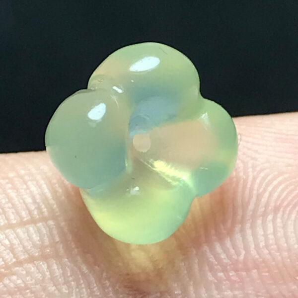 5 pcs / 10 pcs four petals flower shape natural serpentine jade bead - Image 6