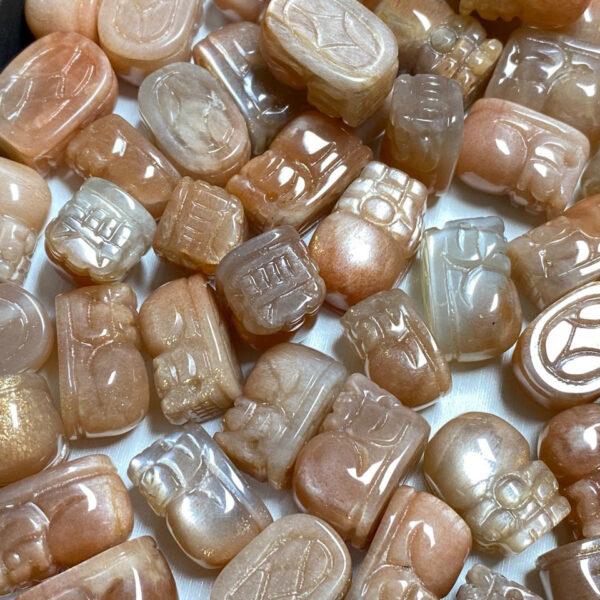 2 pcs / 5 pcs pixiu animal shape natural goldstone bead - Image 10