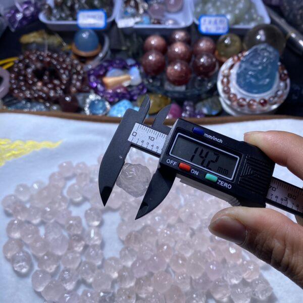 10 pcs lion head shape high quality natural rose quartz bead - Image 5