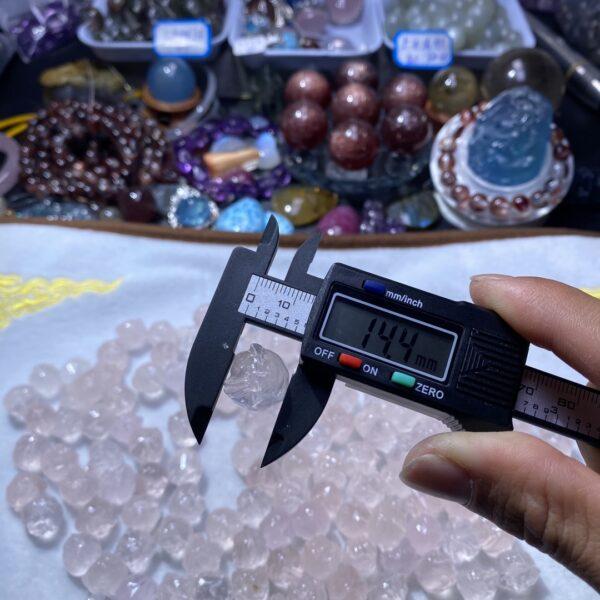 10 pcs lion head shape high quality natural rose quartz bead - Image 6