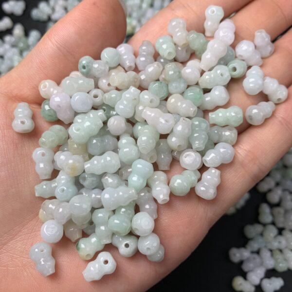 20 pcs / 50 pcs T drilled gourd shape genuine natural jadeite bead, jade bead - Image 2