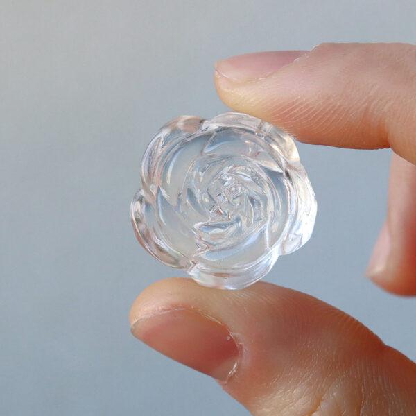 2 pcs / 5 pcs rose flower shape natural quartz bead - Image 8