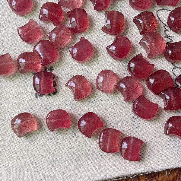 5 pcs / 10 pcs cat head shape natural strawberry quartz bead - Image 3