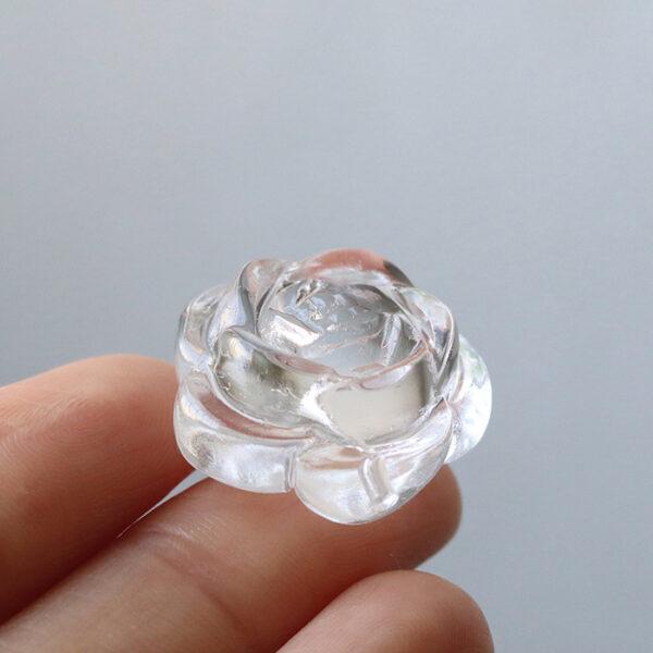 2 pcs / 5 pcs rose flower shape natural quartz bead - Image 4