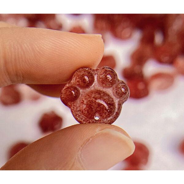 5 pcs / 10 pcs cat paw shape natural strawberry quartz bead - Image 4