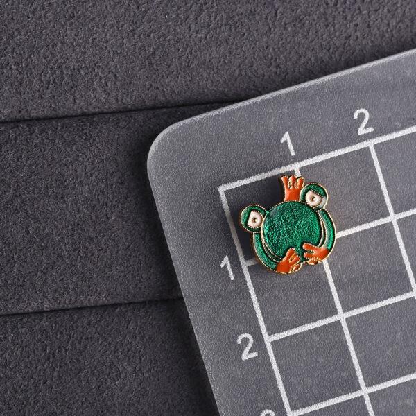 cute frog prince shape gild sterling silver bead, green enamel frog bead - Image 2