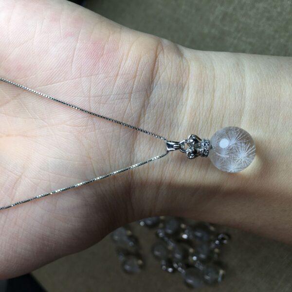 Dandelion pattern round shape natural clear quartz bead charm - Image 3