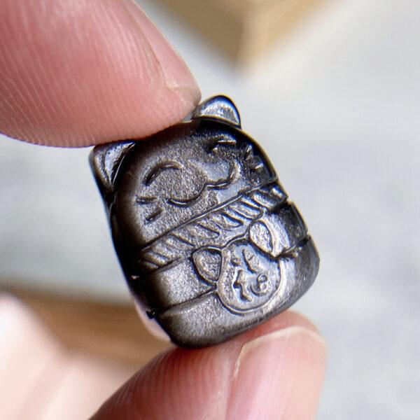 2 pcs / 5 pcs lucky cat shape natural obsidian bead - Image 3