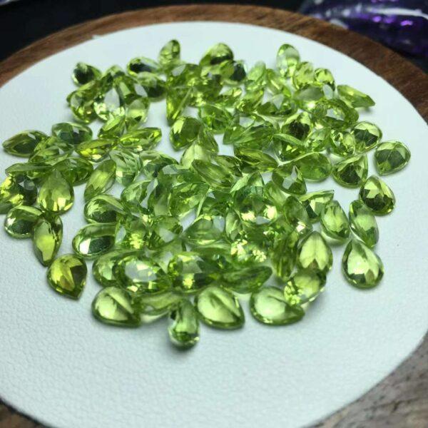 peridot bead, facet bead, droplet bead, teardrop bead, green bead, clear bead, ring gemstone, pendant gemstone